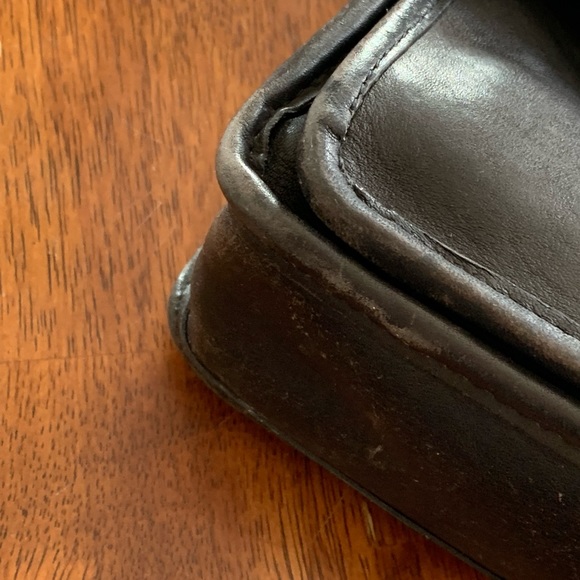 Vintage coach station bag (strap not original) - Picture 4 of 9